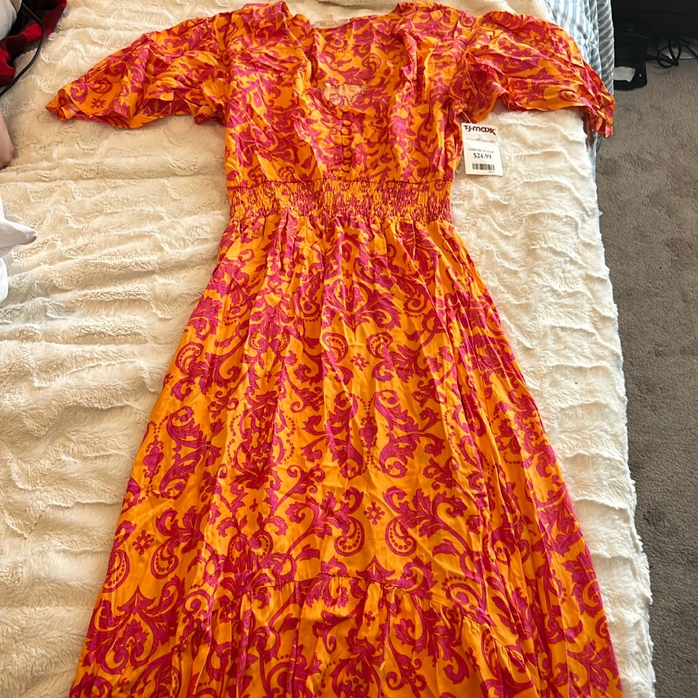 WOMENS SMALL BRIGHT ORANGE AND FUSHIA MAXI DRESS NWT